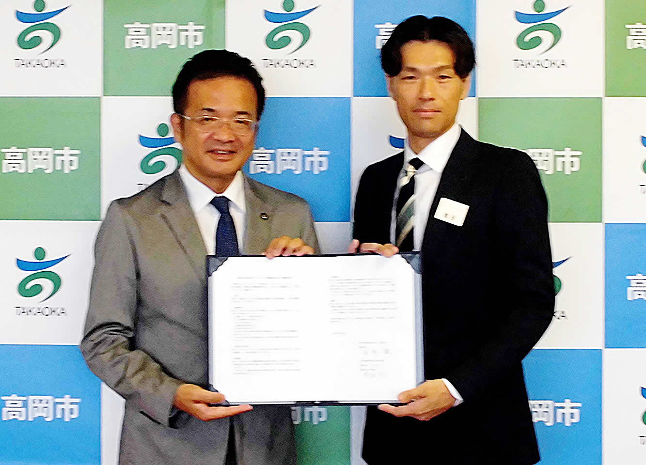 富山県高岡市と「健康増進に関する連携協定」を締結いたしました